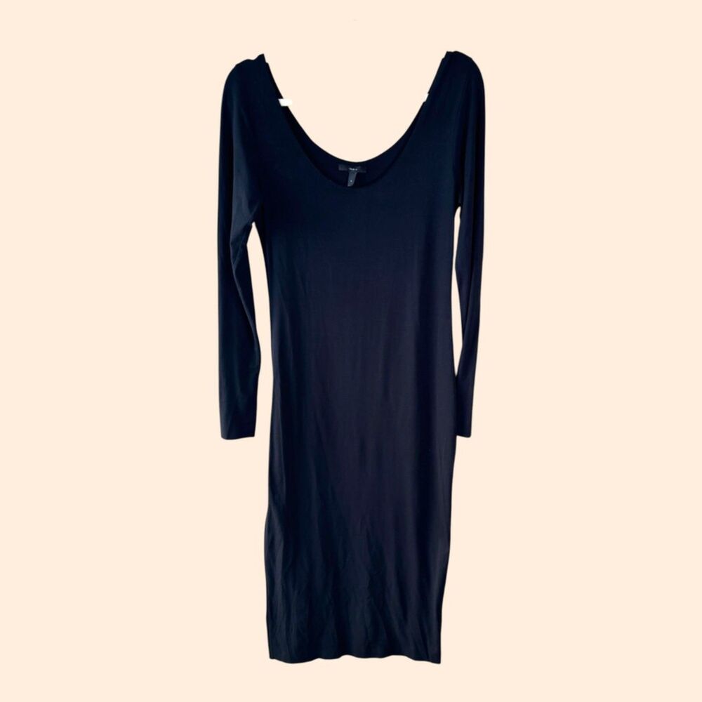Trois Scoop Black Midi Dress